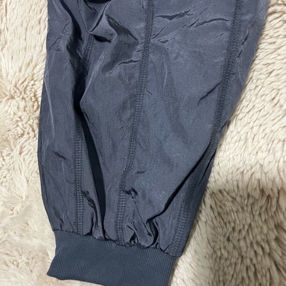 ANTHROPOLOGIE DAILY PRACTICE: Parachute Cargo Jogger In Forklore Grey. NWT - Picture 8 of 9